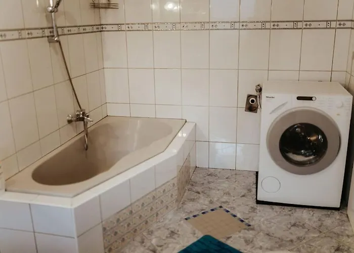 Getaway In Бад-Ишль